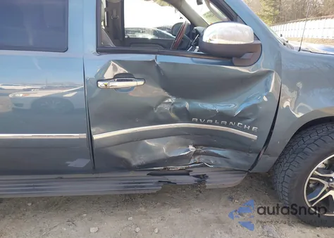 2012 Chevrolet Avalanche 1500 Ltz from USA, damaged, VIN 3GNTKGE70CG175278